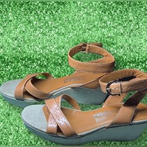 Ferragamo Classic Italian wedges a-1 condition- lovingly stored & condit…
